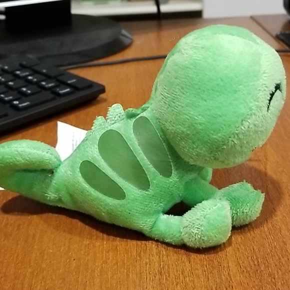 Nwt! Pascal plush from tangled the series. - Picture 3 of 3